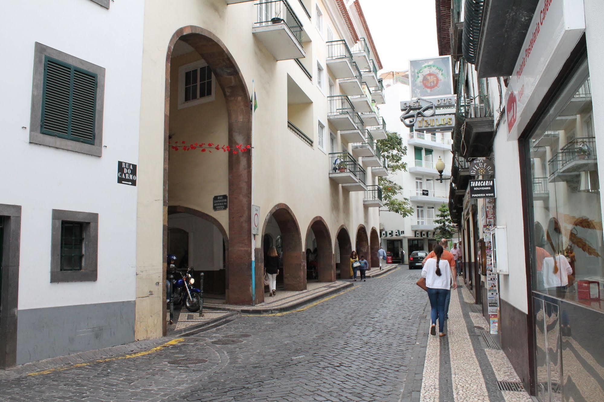 Residencial Greco Hotel ฟุงชาล ภายนอก รูปภาพ