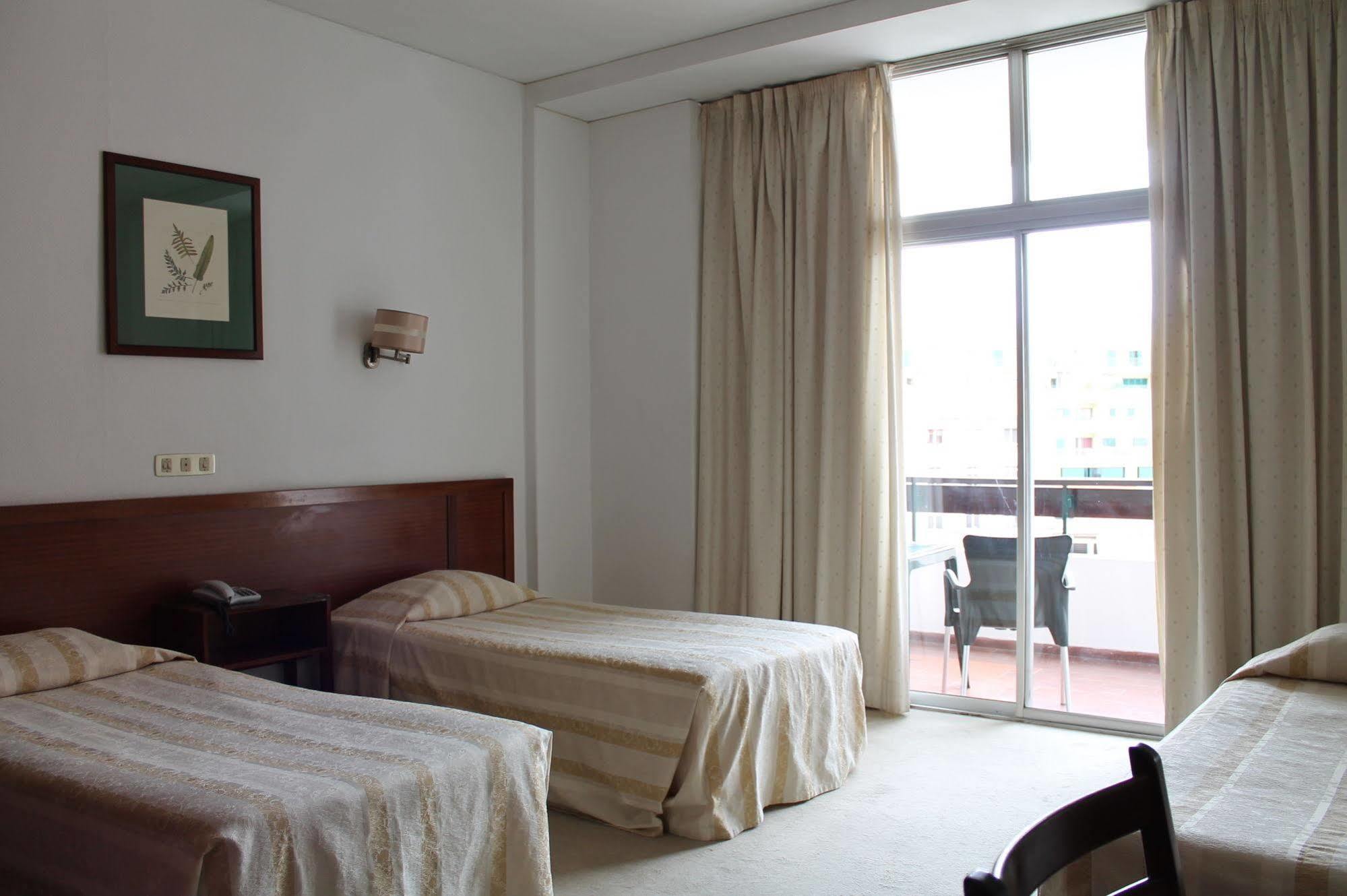 Residencial Greco Hotel ฟุงชาล ภายนอก รูปภาพ