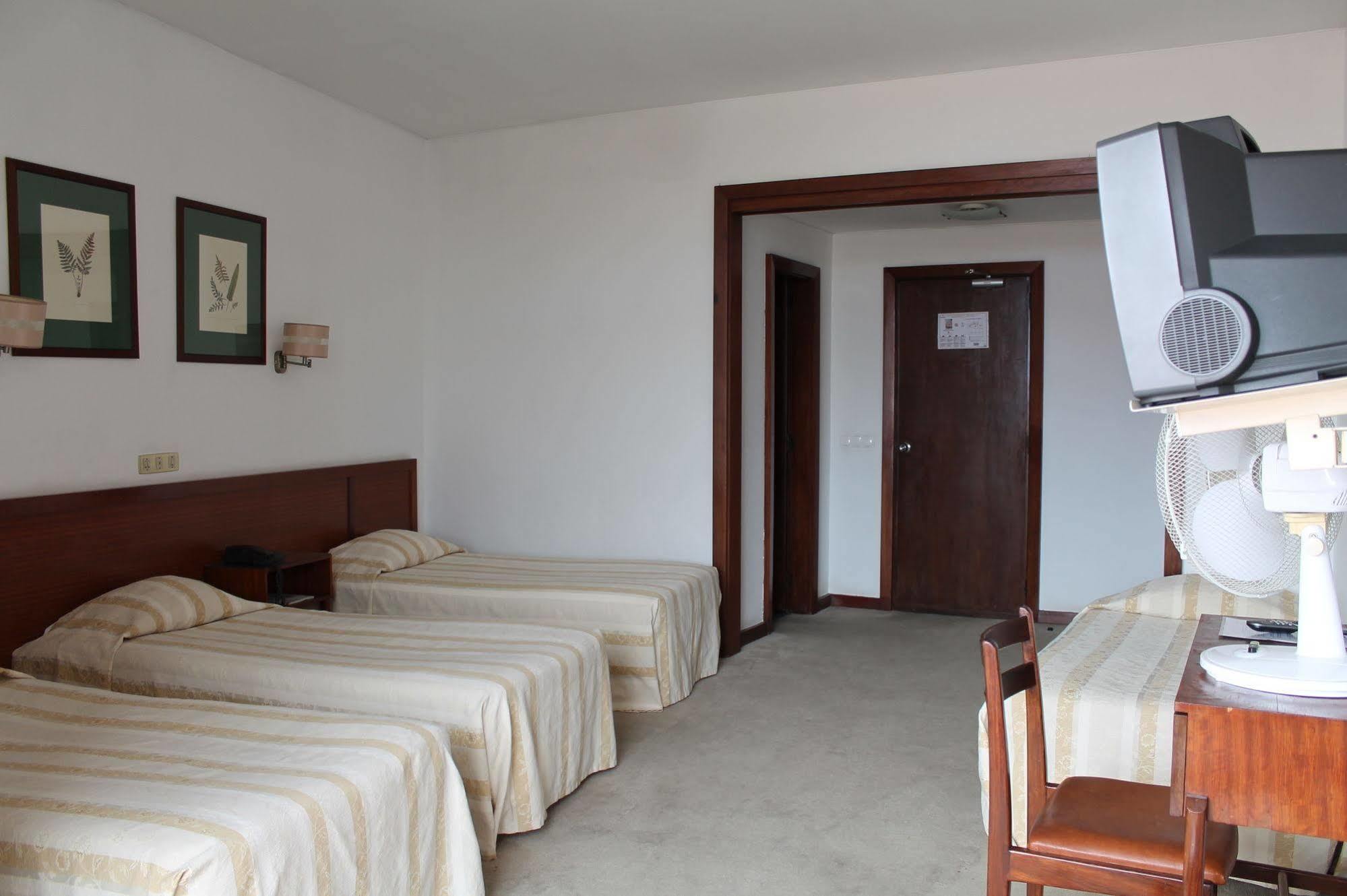 Residencial Greco Hotel ฟุงชาล ภายนอก รูปภาพ